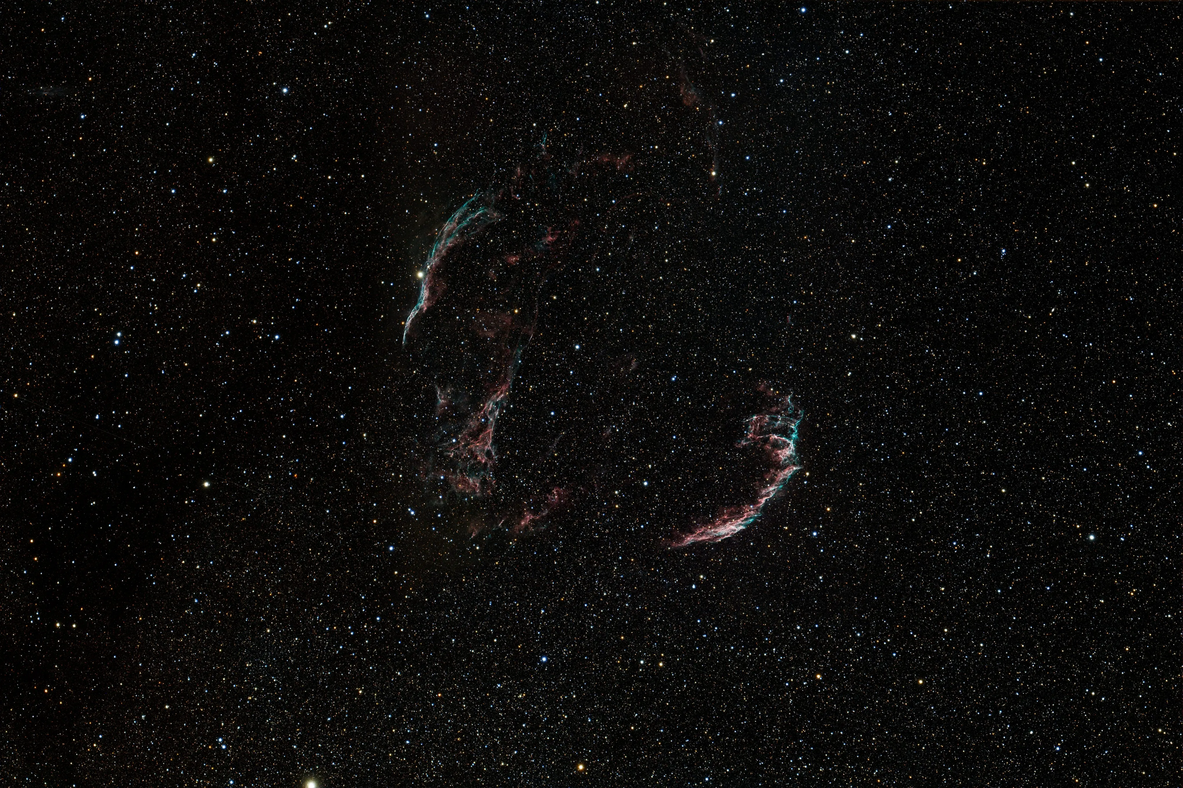 Veil Nebula supernova remnant captured with the Askar SQA 106